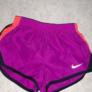2T nike shorts